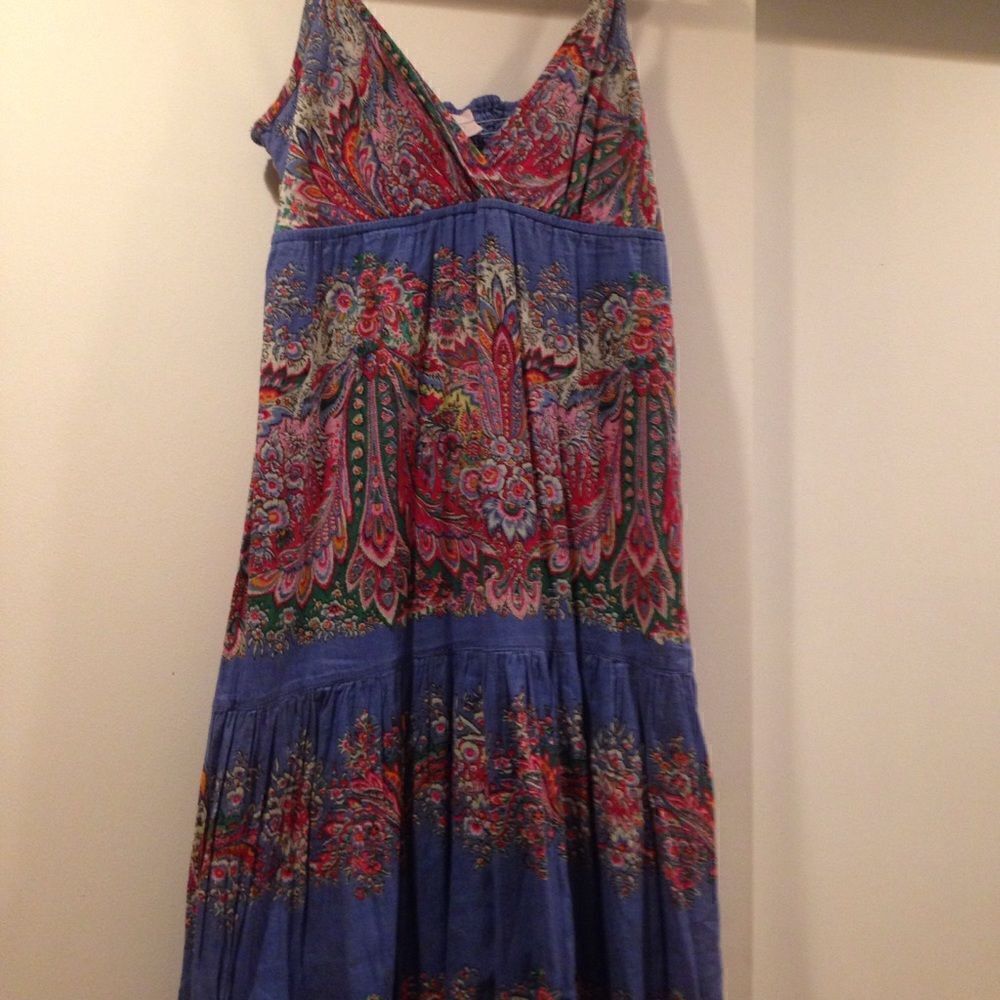 SOLD PURE VIDA BEAUTIFUL PERIWINKLE BLUE FLORAL MAXI DRESS SIZE 4